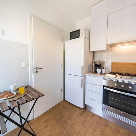 Comfortable Apartment In Campo Pequeno Lisabona Exterior foto