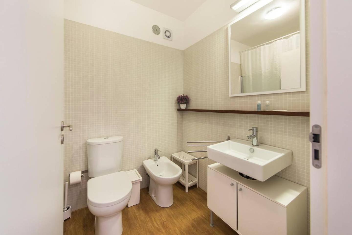 Comfortable Apartment In Campo Pequeno Lisabona Exterior foto