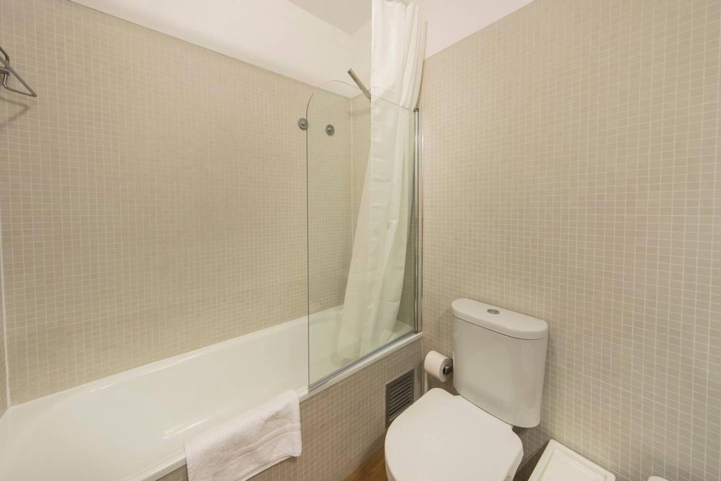 Comfortable Apartment In Campo Pequeno Lisabona Exterior foto